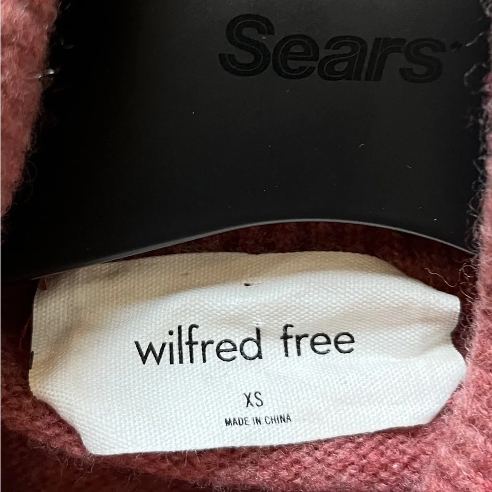 Aritzia WILFRED FREE Aspen Turtleneck Sweater XS Oversized Merino Wool Blend - Picture 6 of 9